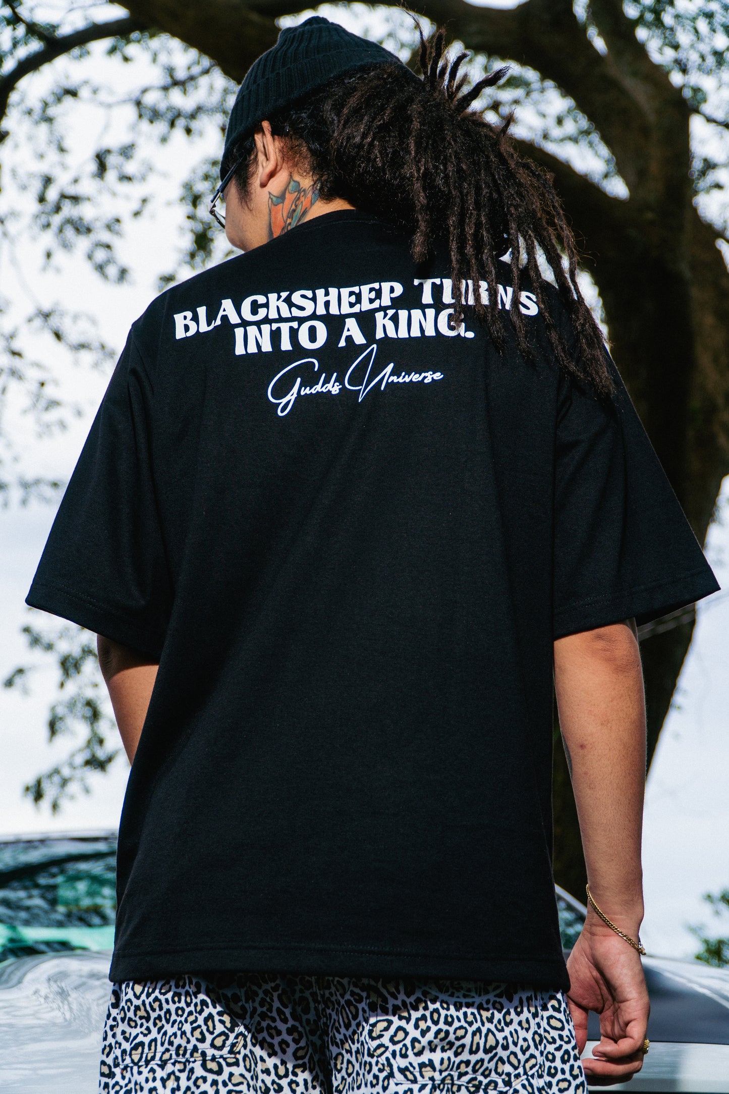 GUDDS UNIVERSE - “BLACK SHEEP” GRAPHIC TEE
