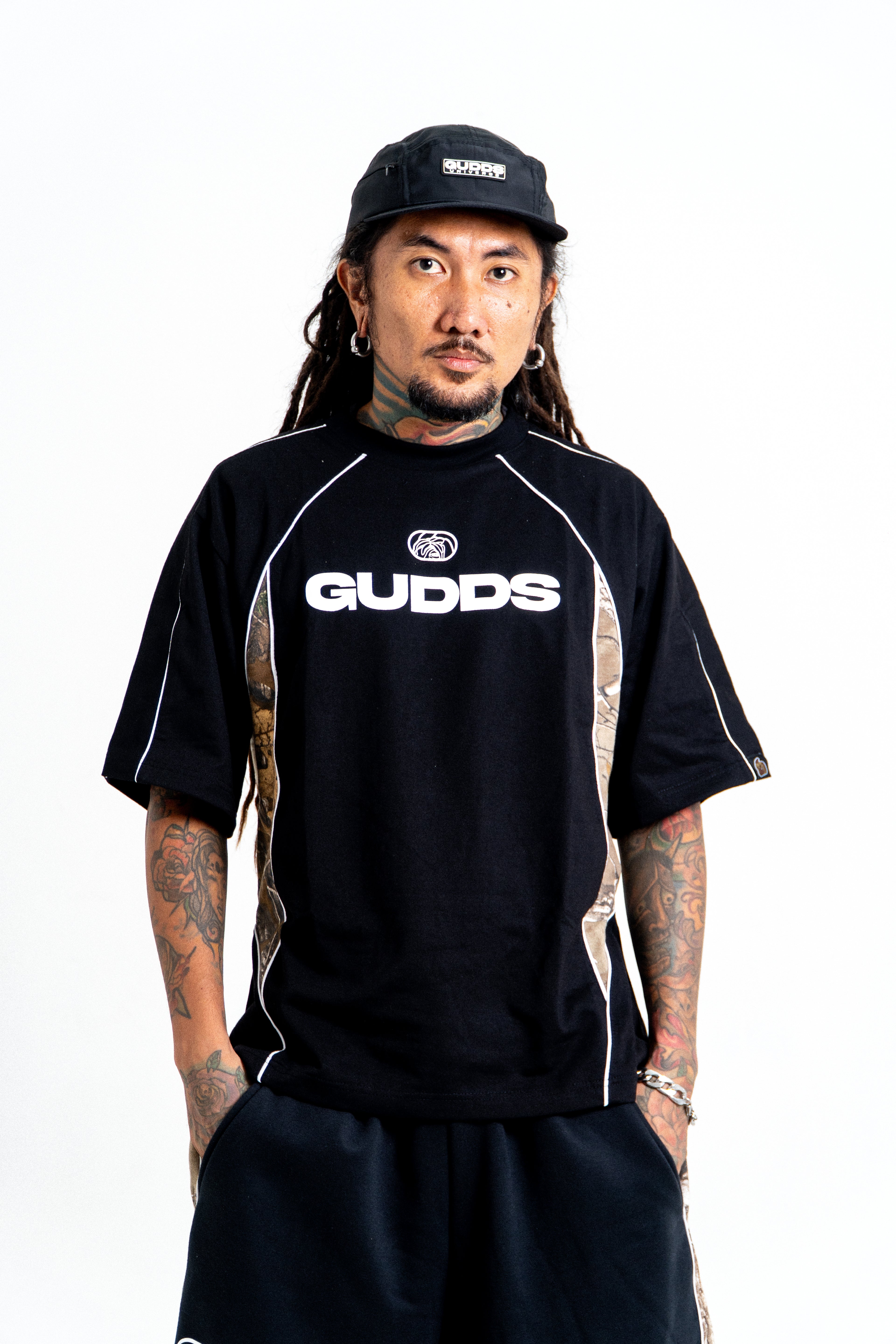 “SPLIT CAMO CAPSULE” GRAPHIC TEE