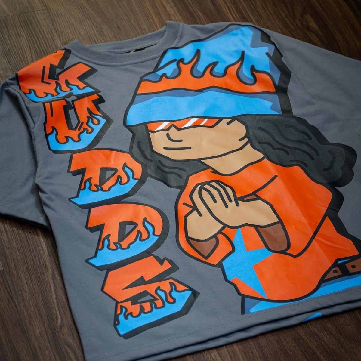 “Y2K SERIES" BIG PRAY GRAPHIC TEE