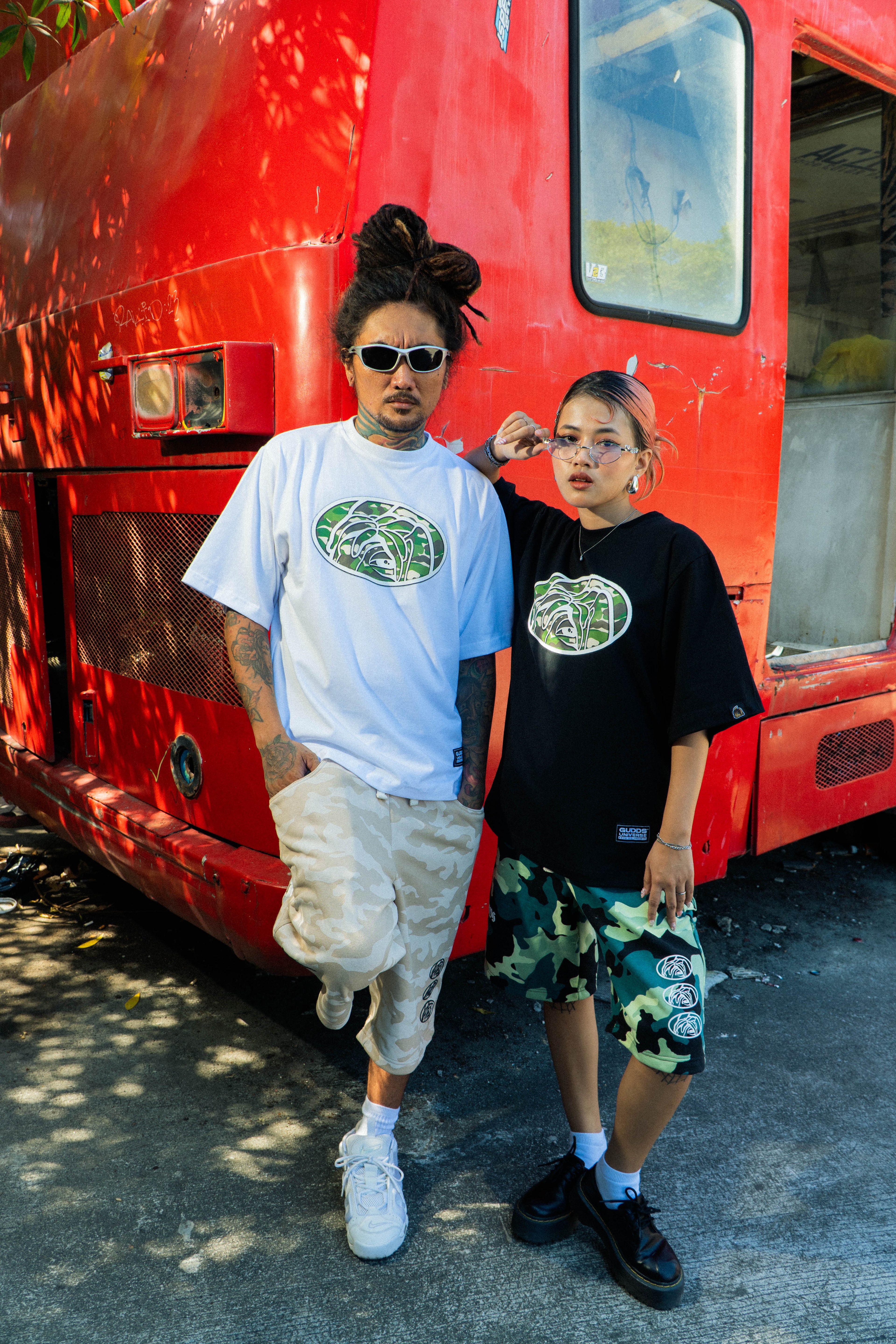 GUDDS - "OVAL CAMO" TEE (NEVER NOT MOVING)