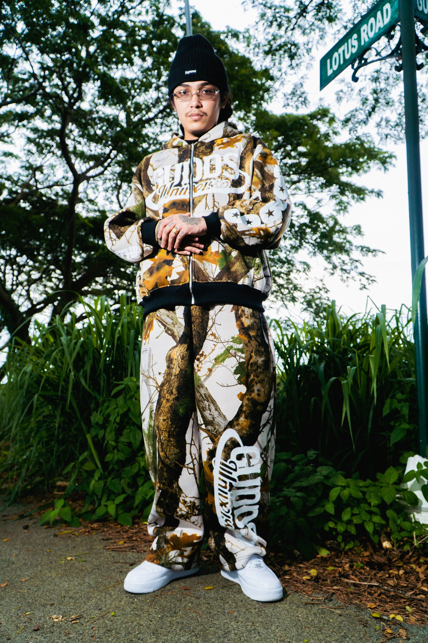 GUDDS UNIVERSE - “ REALTREE VANILLA” BAGGY PANTS