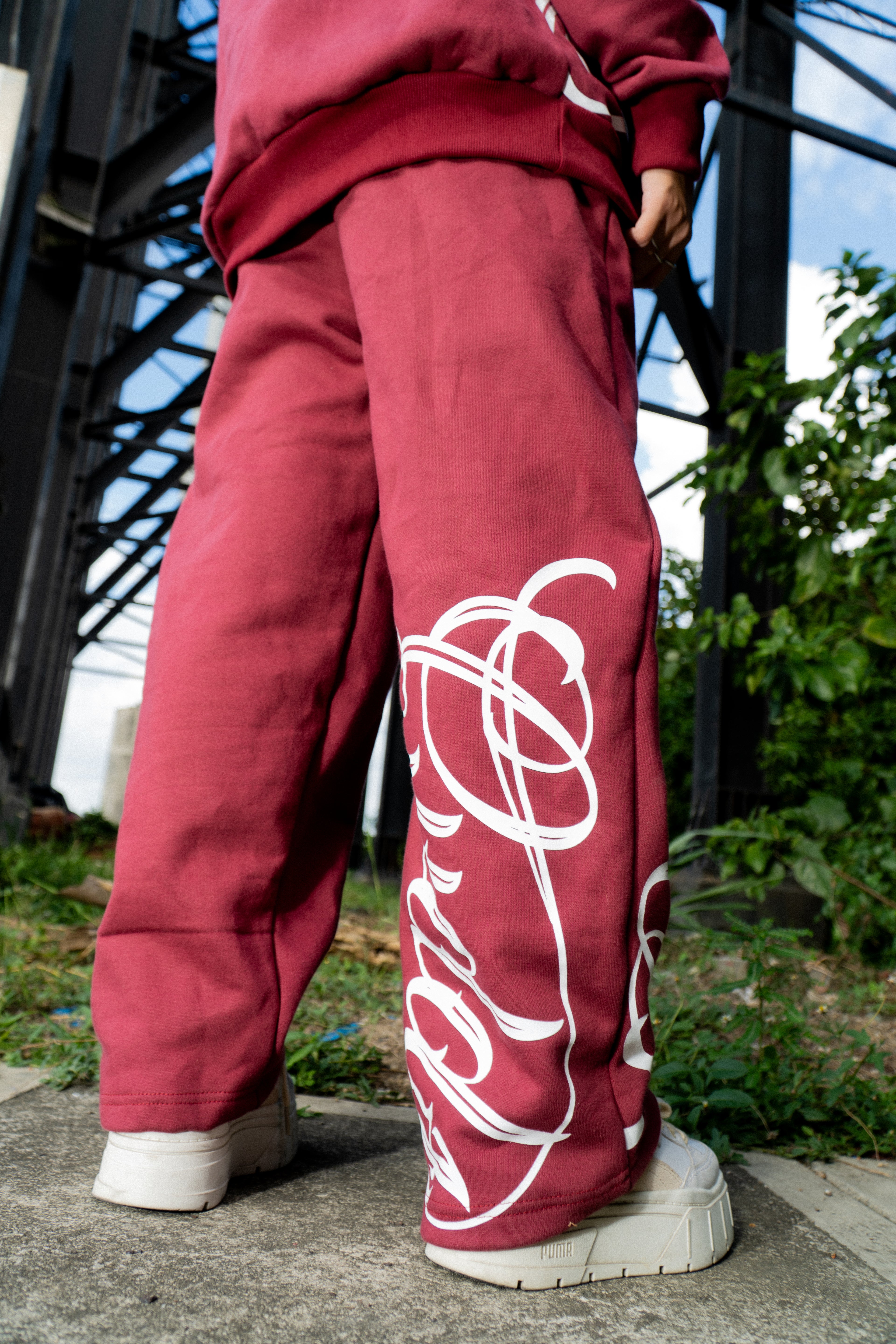 “CHICANO BIG FACE" SWEATPANTS