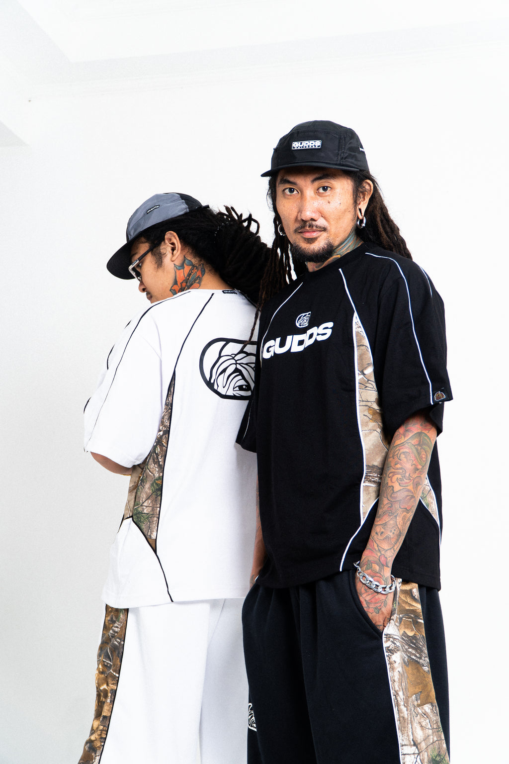 “SPLIT CAMO CAPSULE” GRAPHIC TEE