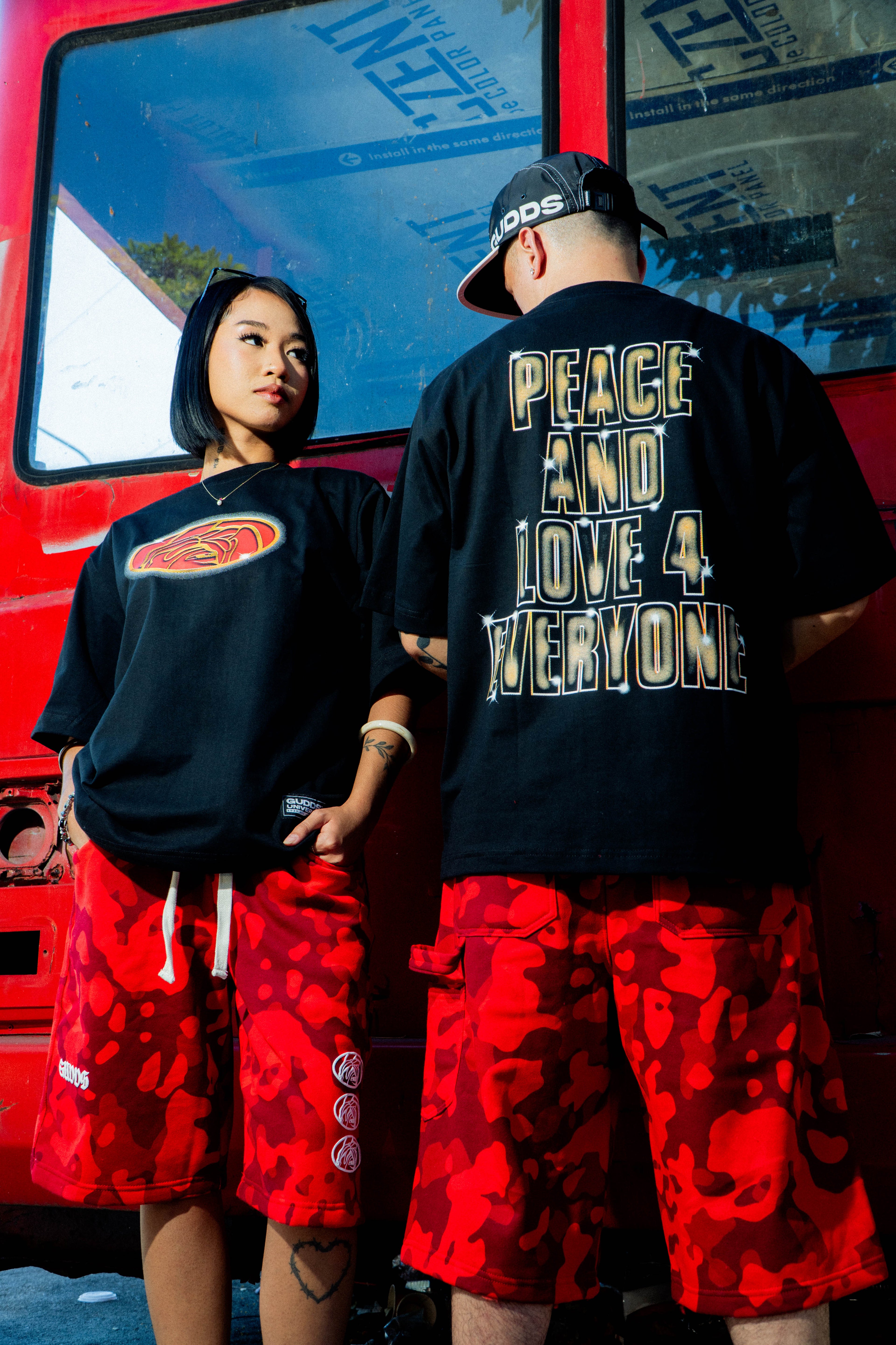 GUDDS - "OVAL GOLD LOVE" TEE