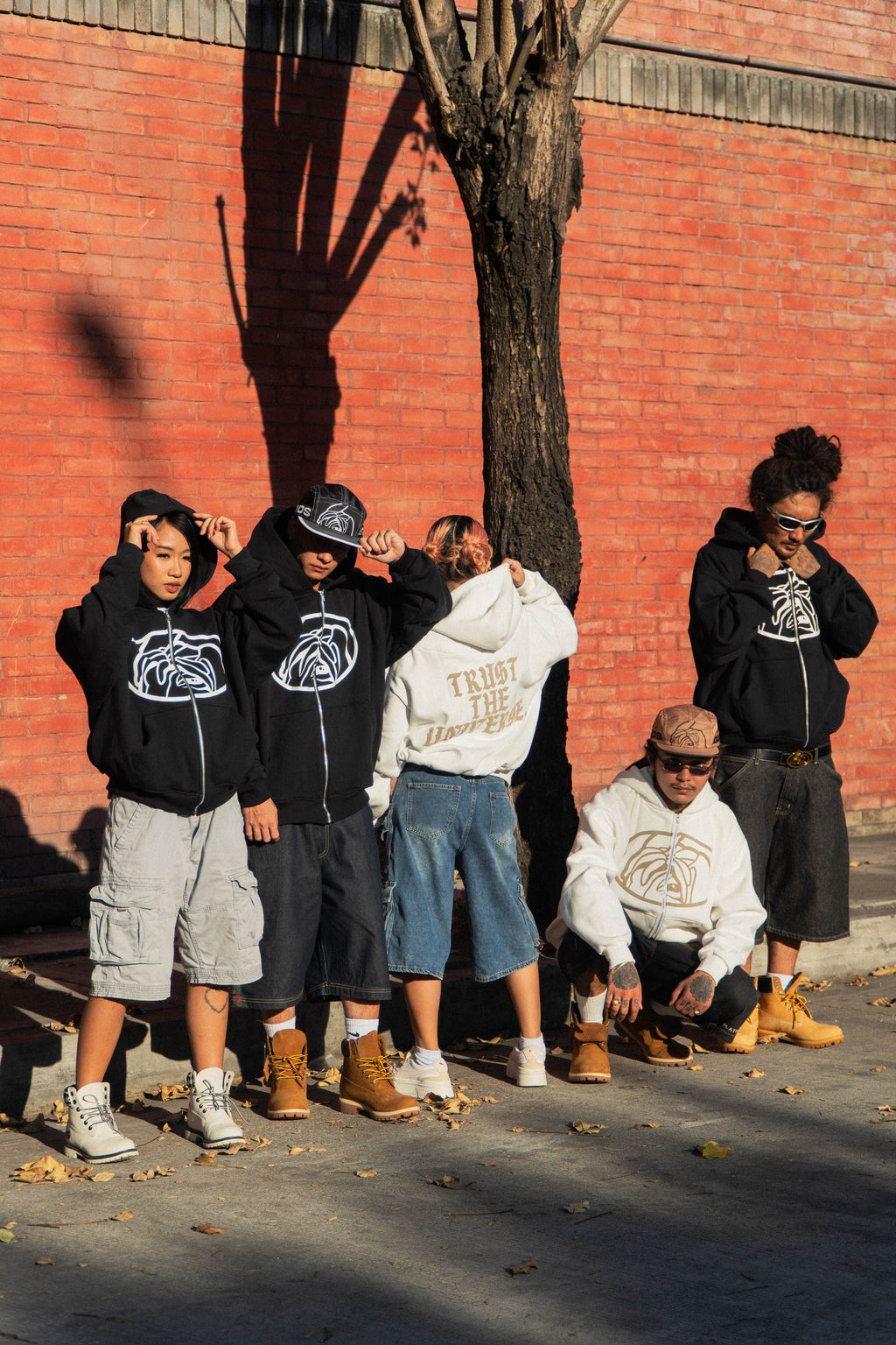 GUDDS - "OVAL" ZIP UP HOODIE (LIMITED PIECES)