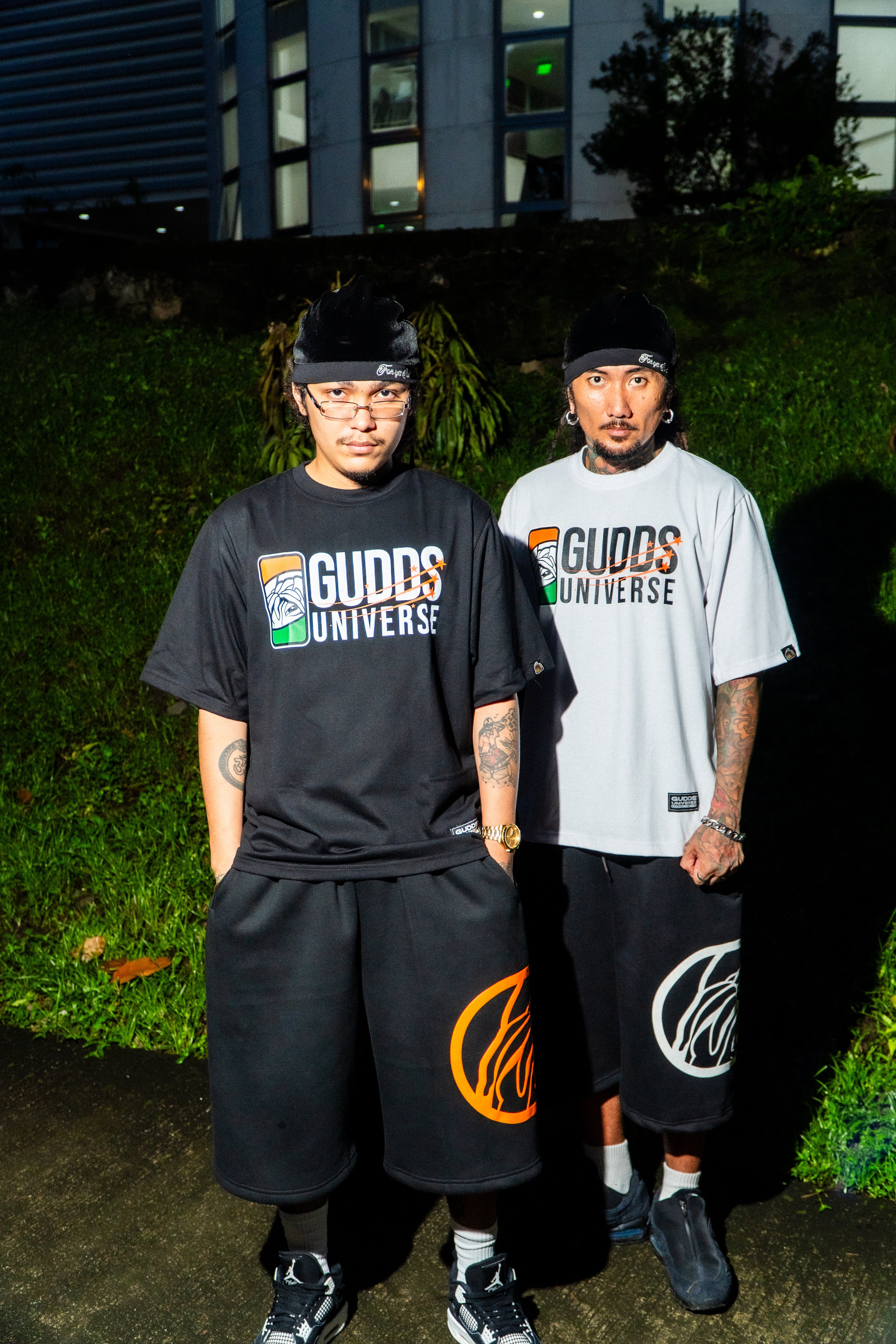 “LEAGUE” GRAPHIC TEE