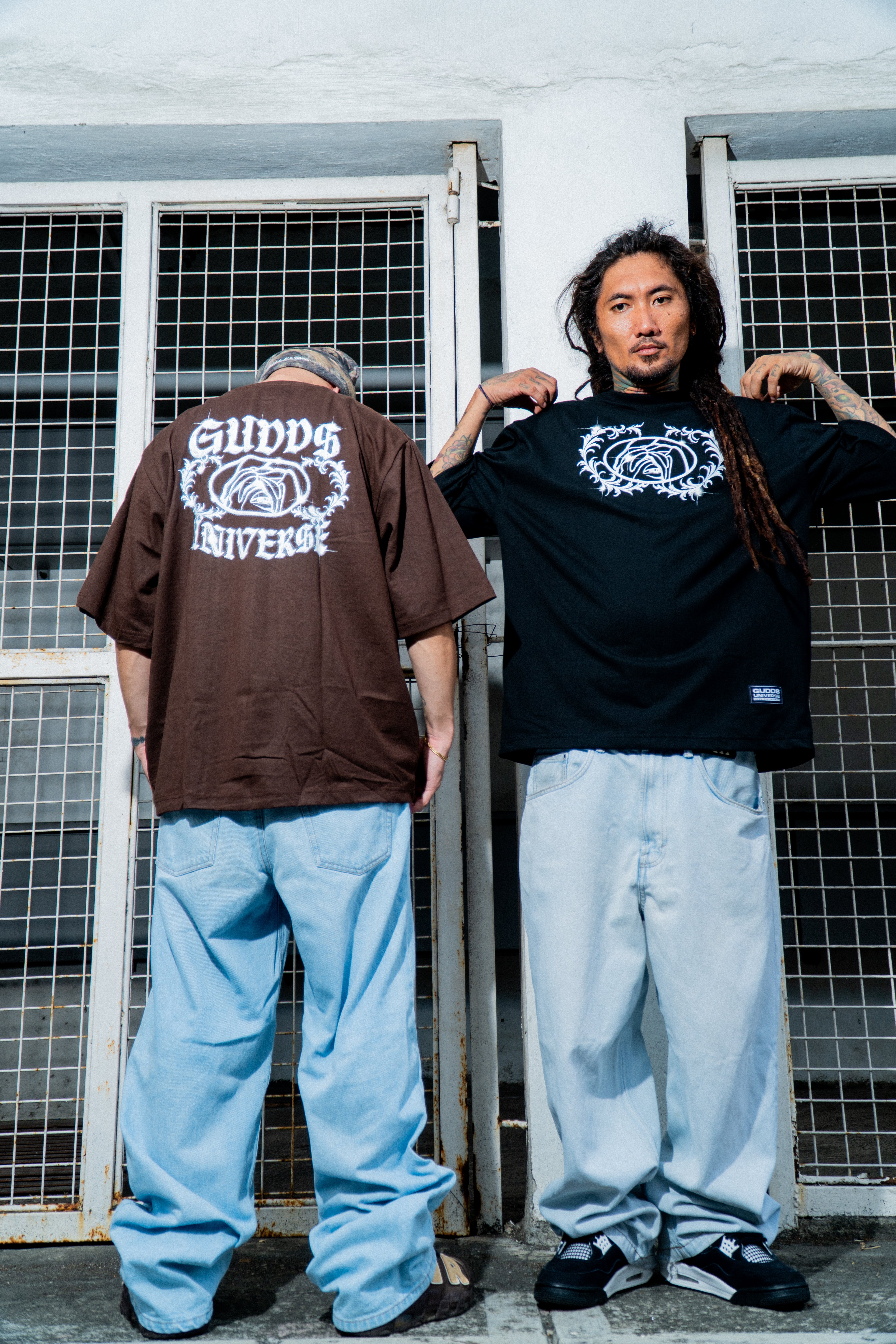 GUDDS UNIVERSE - "SILVER SPARKS" - GRAPHIC TEE