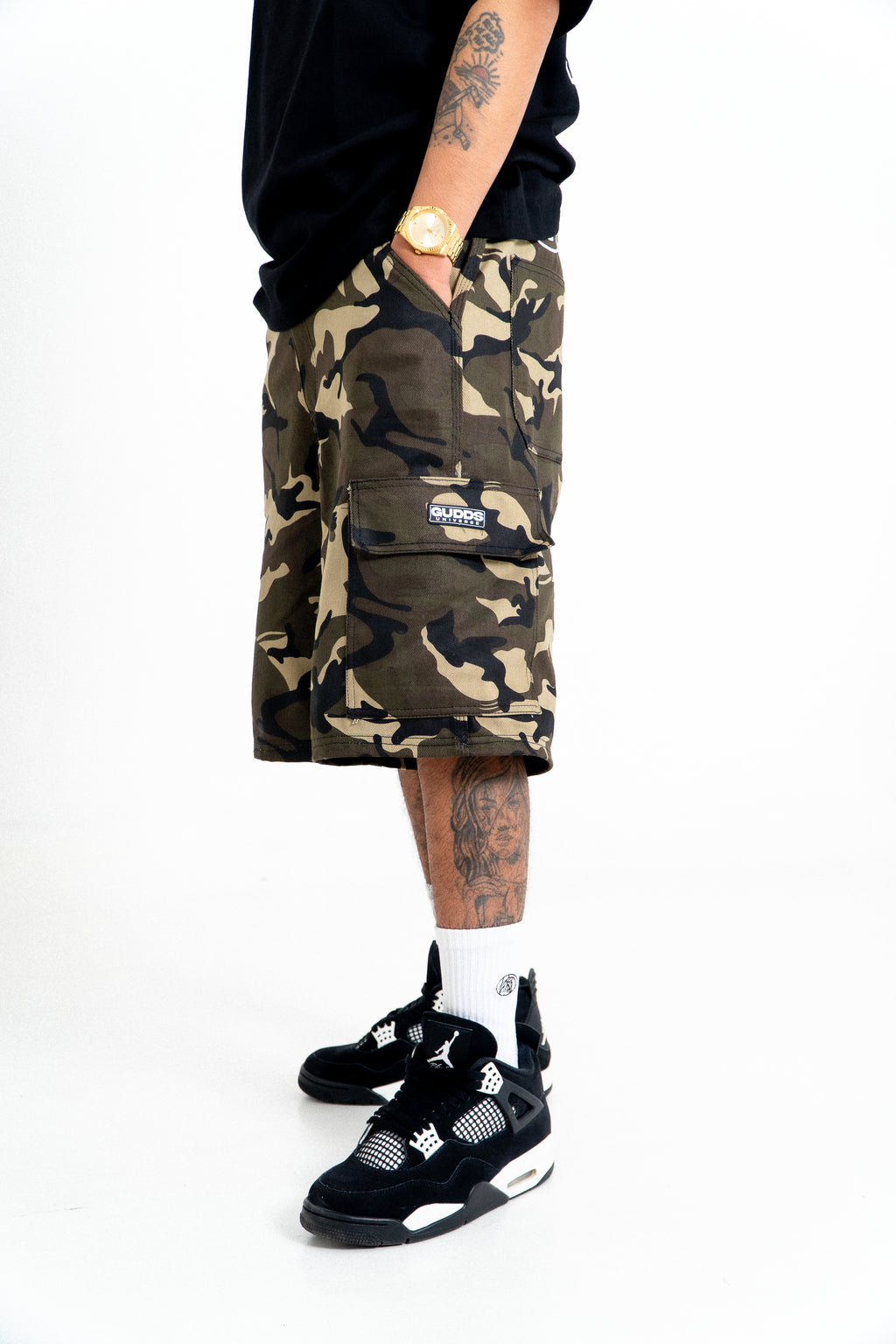 “EMBRO SCRIPT” 6 POCKET JORTS