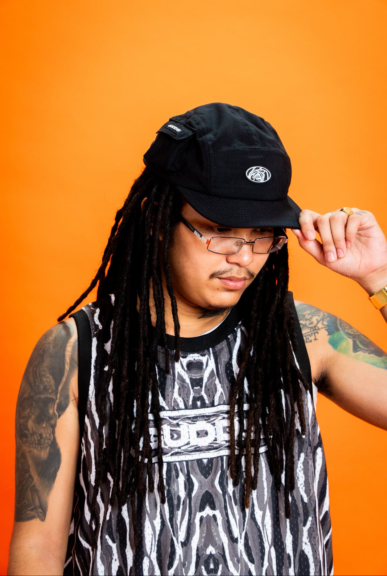 “ESSENTIALS” 5 PANEL CAP