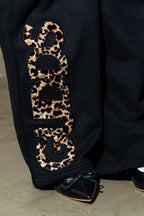 “SPELL OUT” BAGGY SWEATPANTS