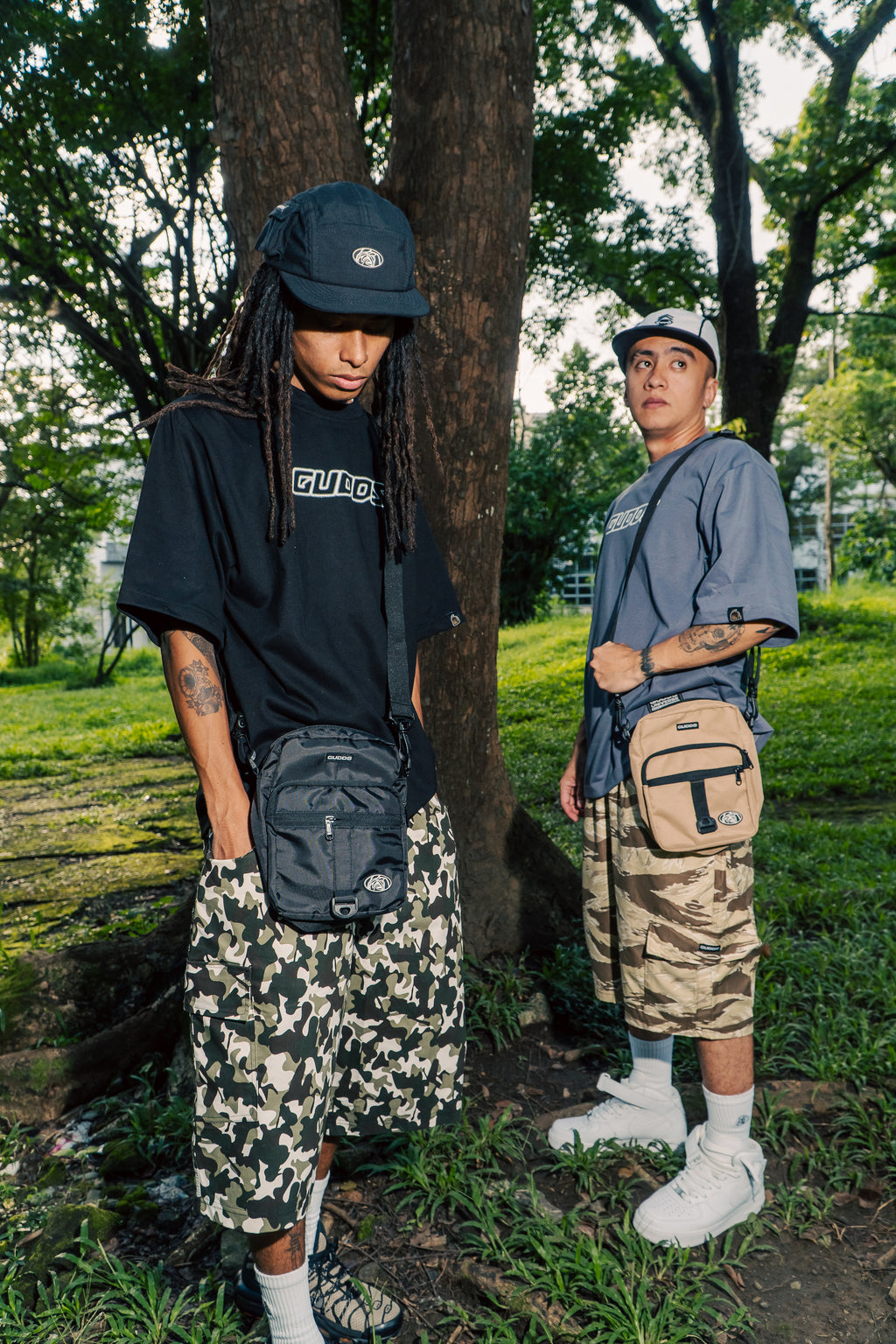 “MULTI POCKET” SLING BAG