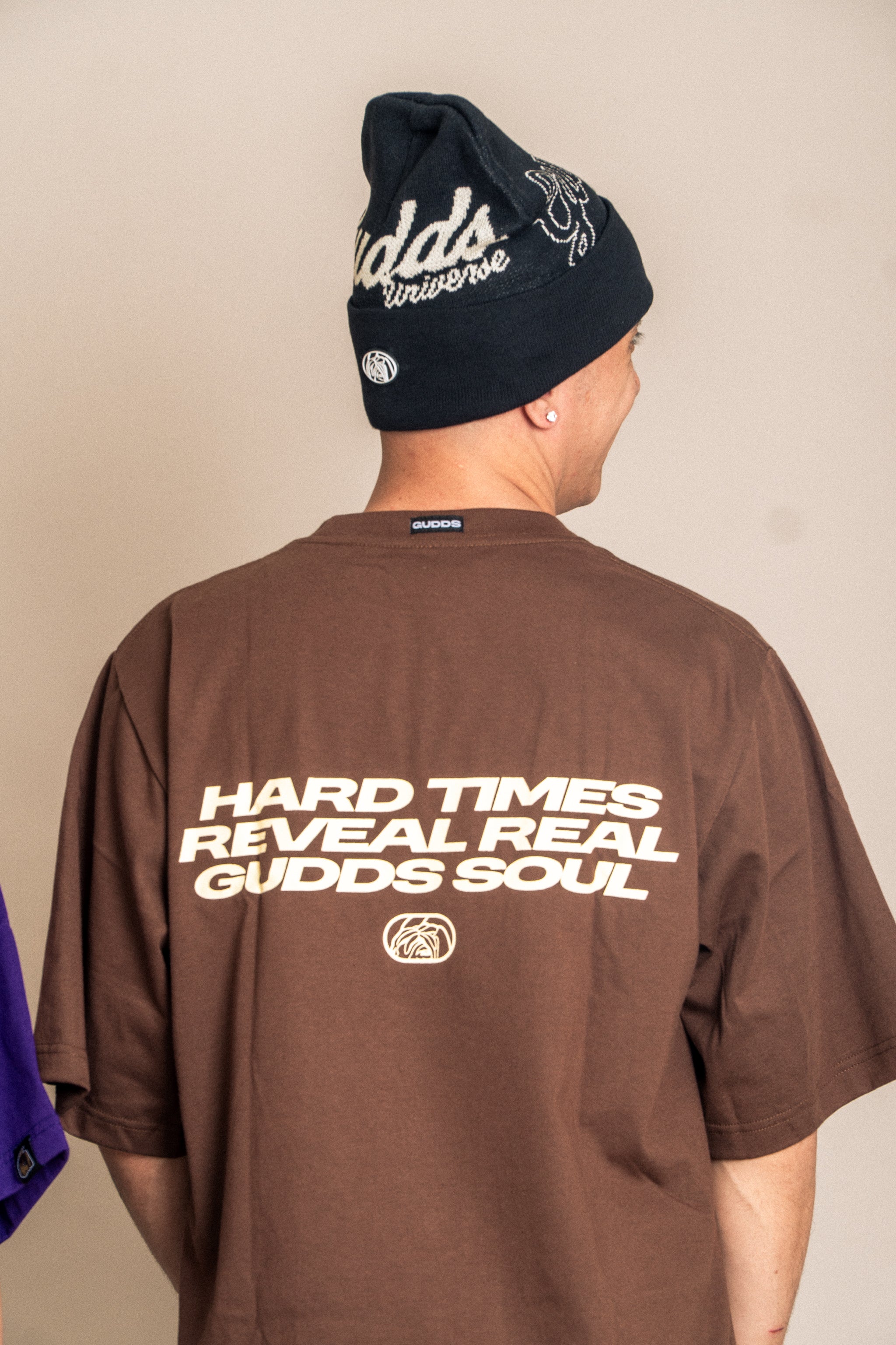 “TEEZ” STRETCH GRAPHIC TEE