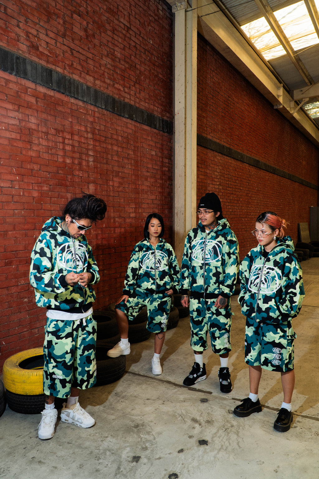 GUDDS - "OVAL" ZIP UP HOODIE (LIMITED PIECES)