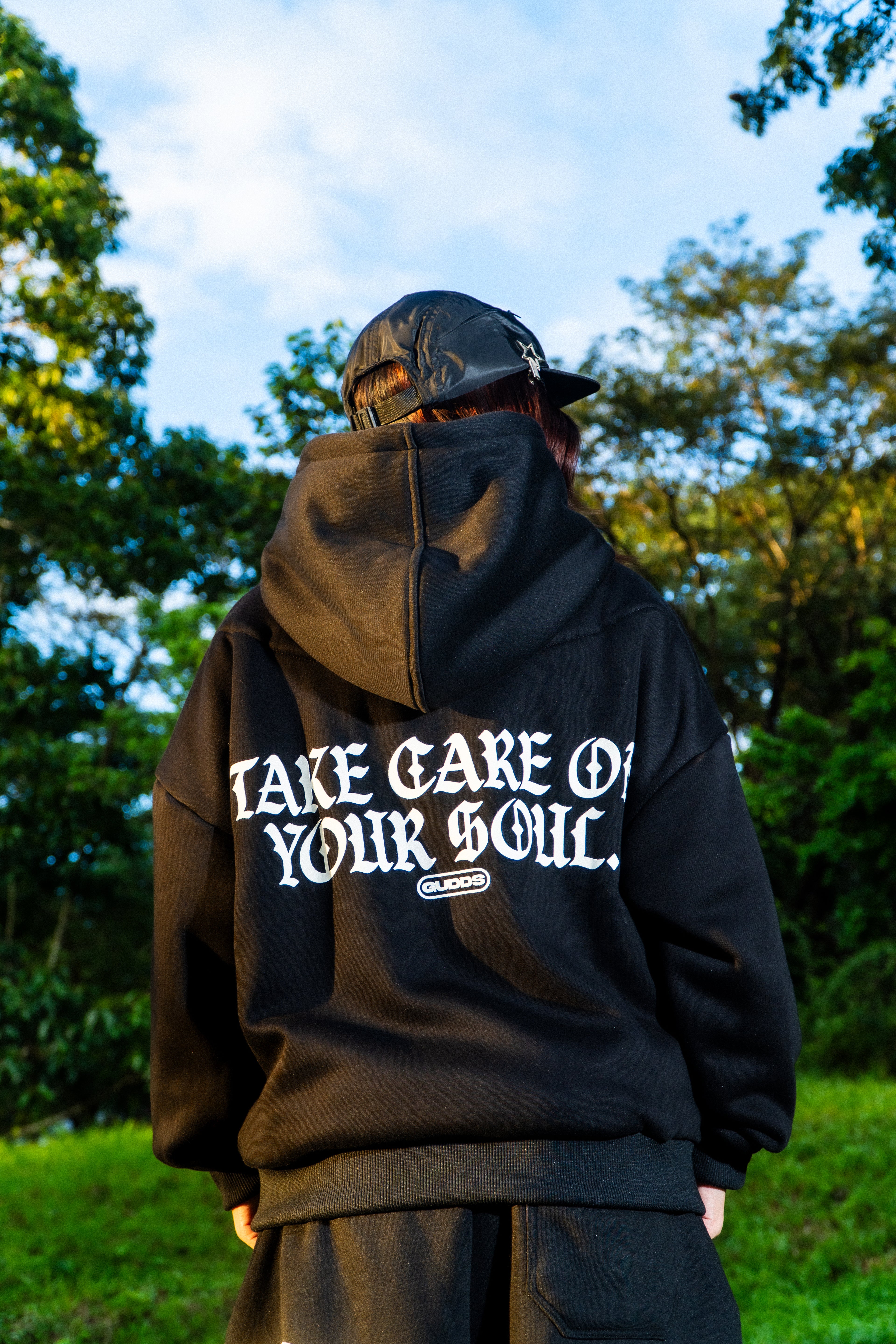 “CAPSOUL” ZIP UP HOODIE