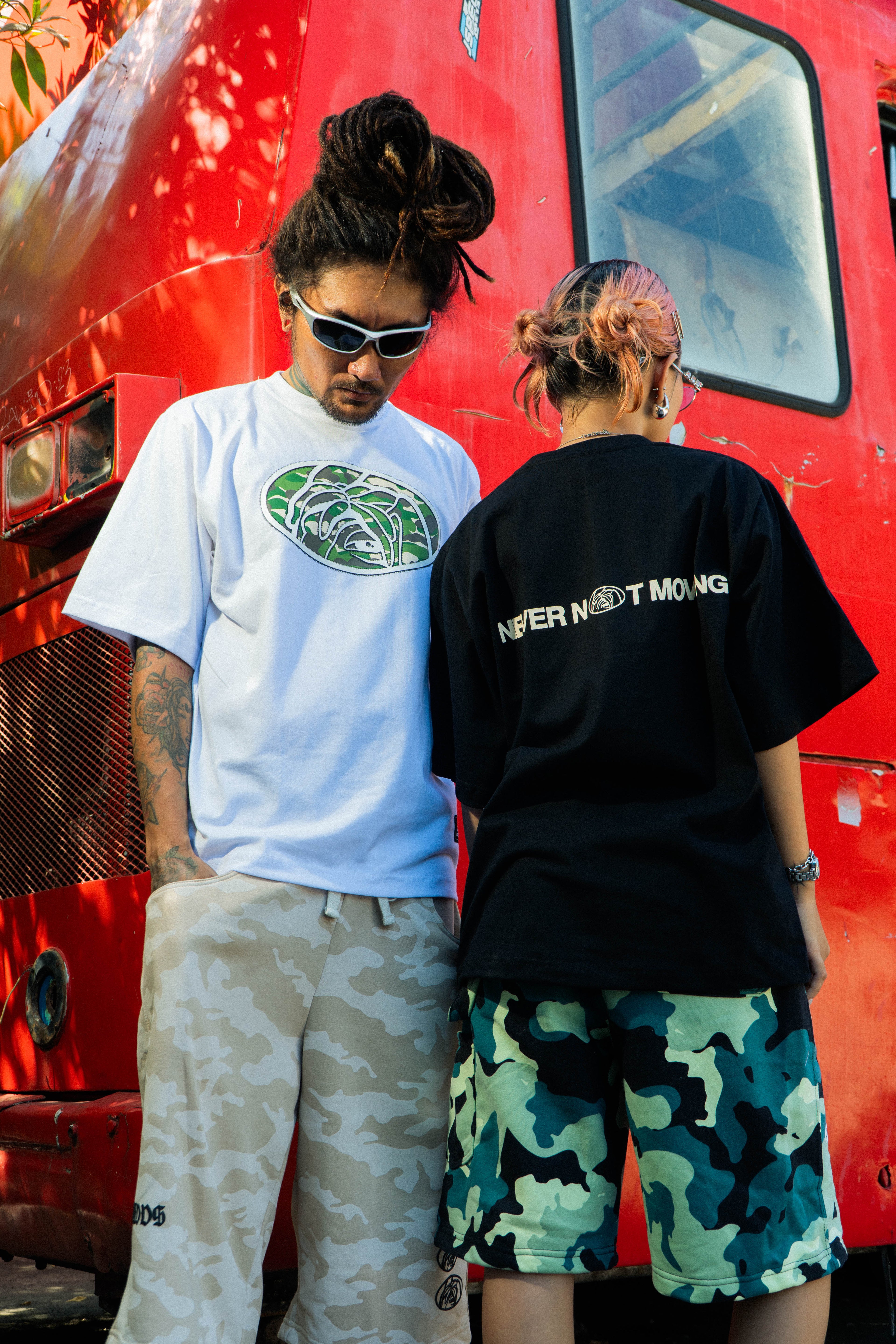 GUDDS - "OVAL CAMO" TEE (NEVER NOT MOVING)