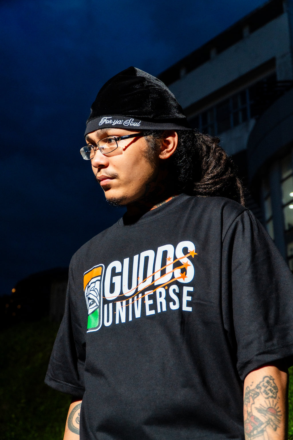 “LEAGUE” GRAPHIC TEE