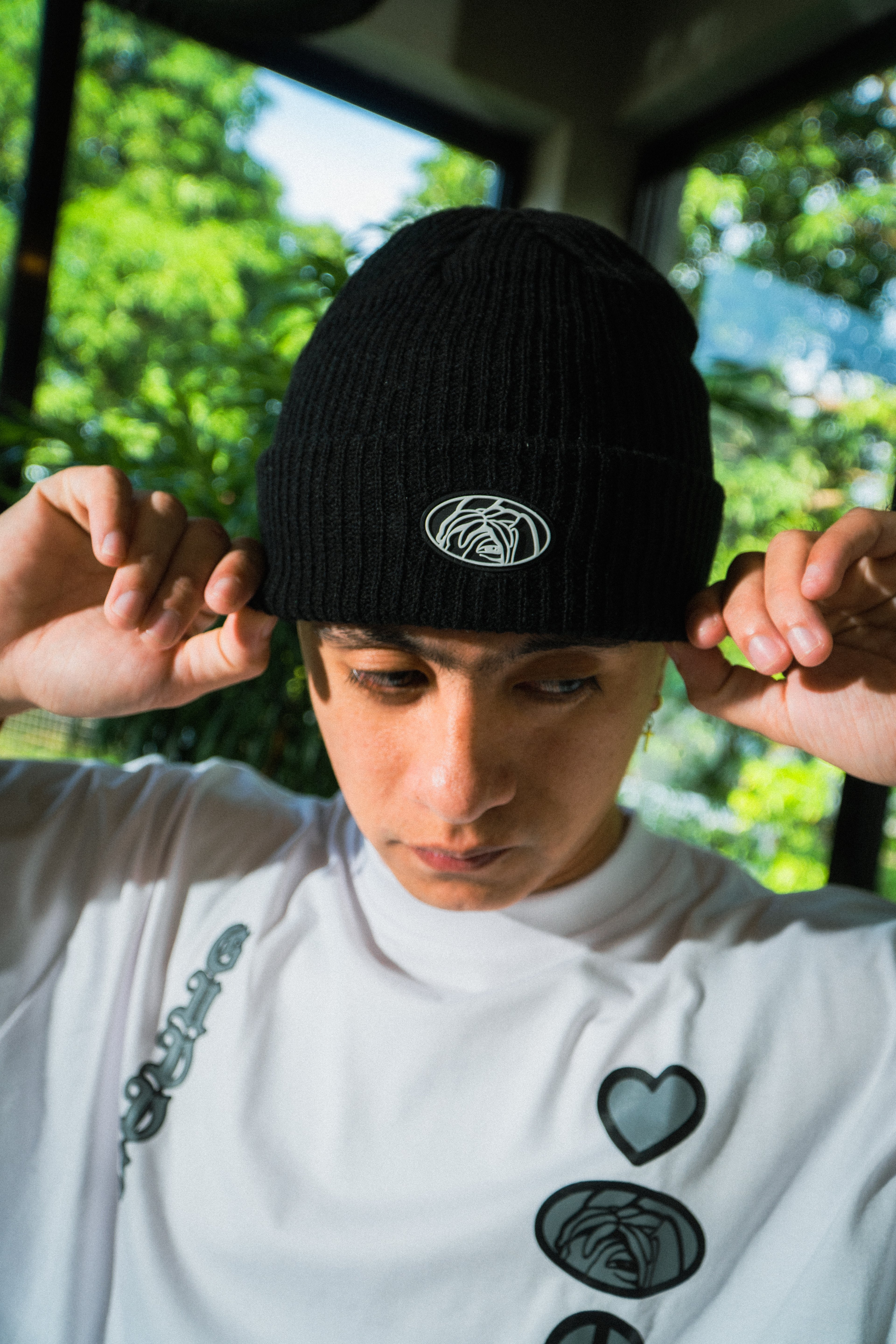 “RUBBER PATCH” BEANIE WITH OVAL LOGO