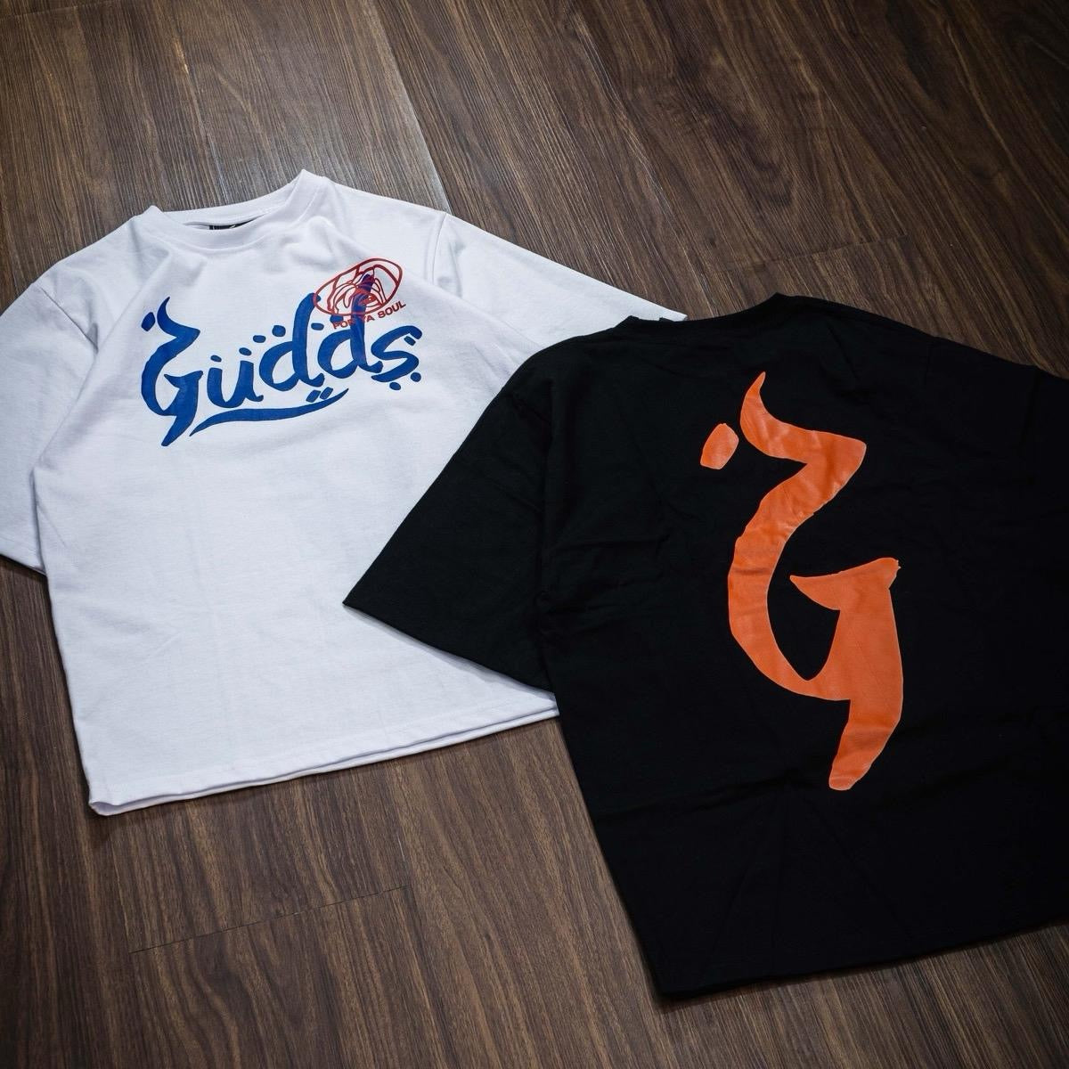 GUDDS UNIVERSE "HINDU OVAL" GRAPHIC TEE