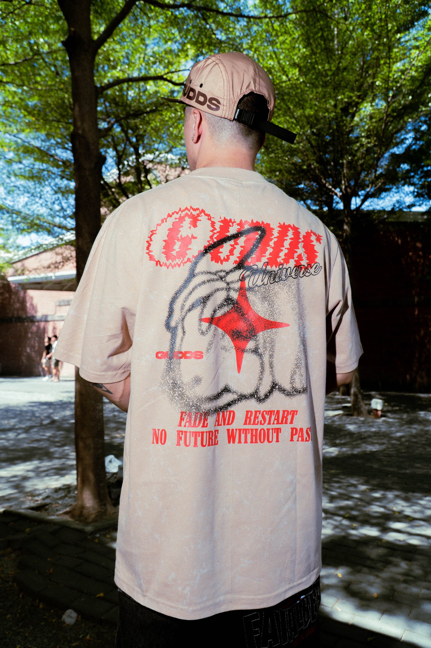GUDDS - "FADE AND RESTART" ACID WASH TEE