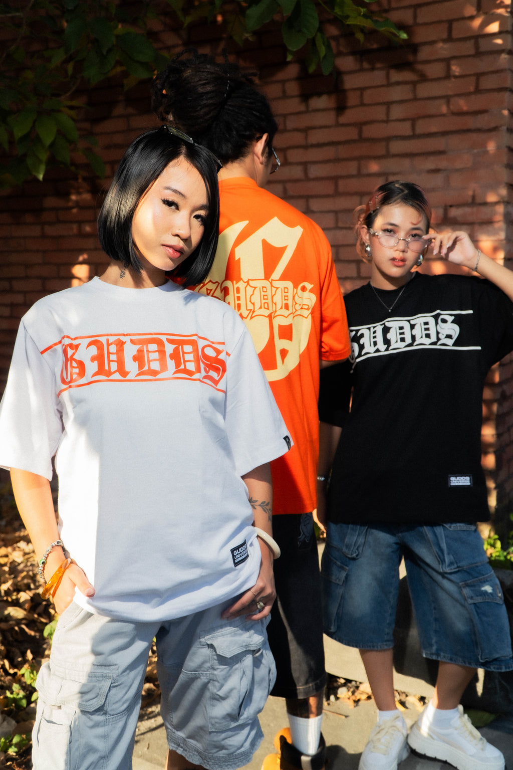 GUDDS - "OLD ENGLISH SCRIPT" TEE