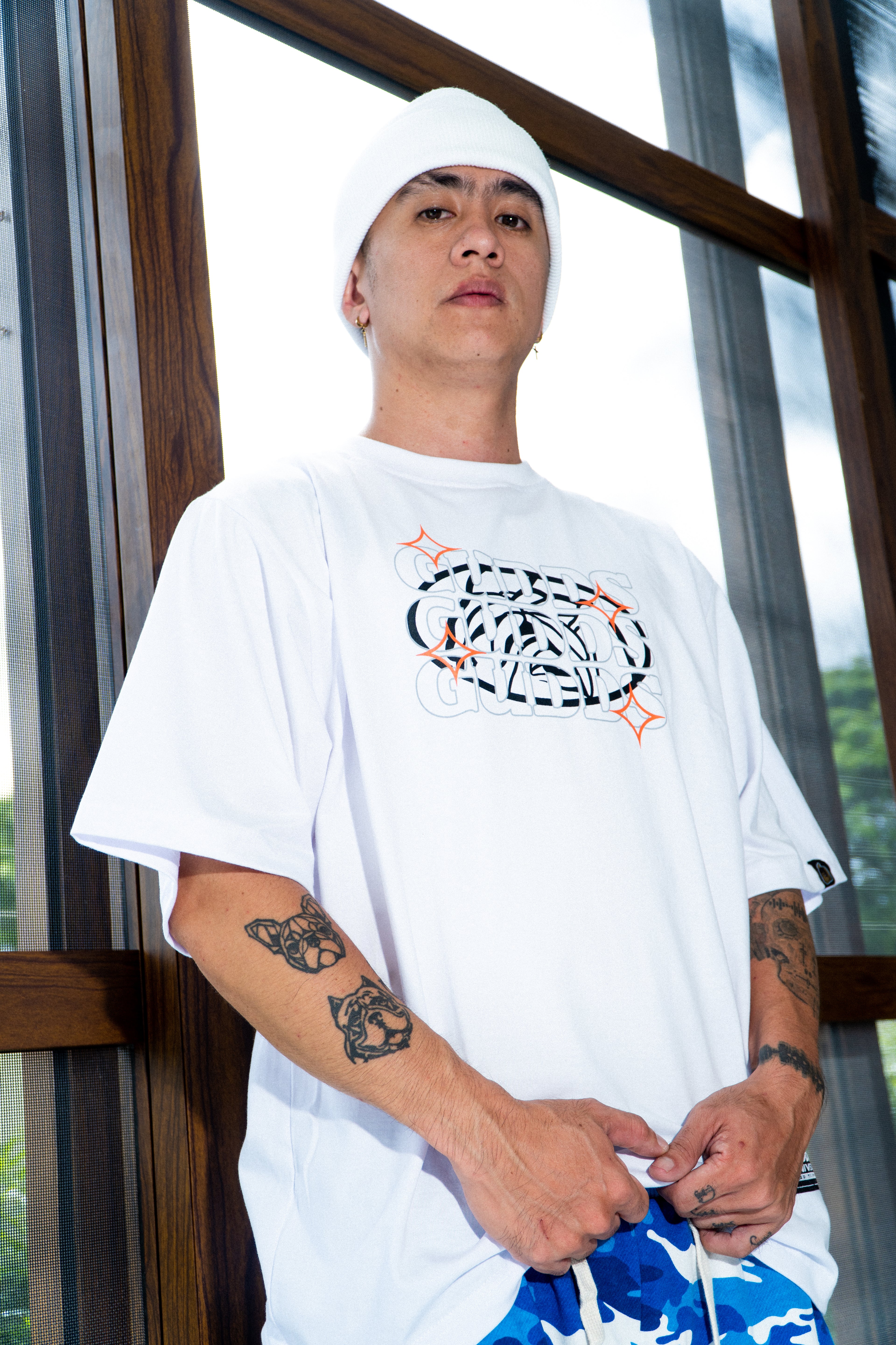 “BE THE CHANGE” GRAPHIC TEE