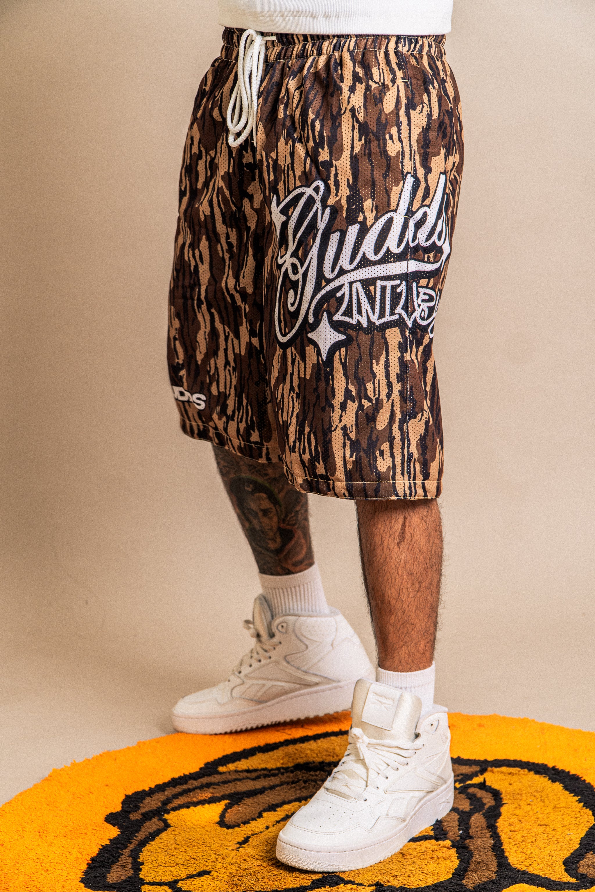 “CAMOU” DESIGN MESH SHORTS