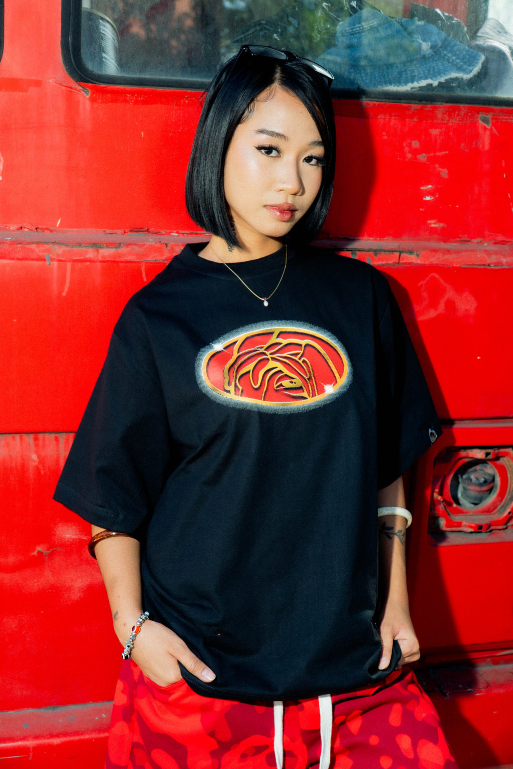 GUDDS - "OVAL GOLD LOVE" TEE