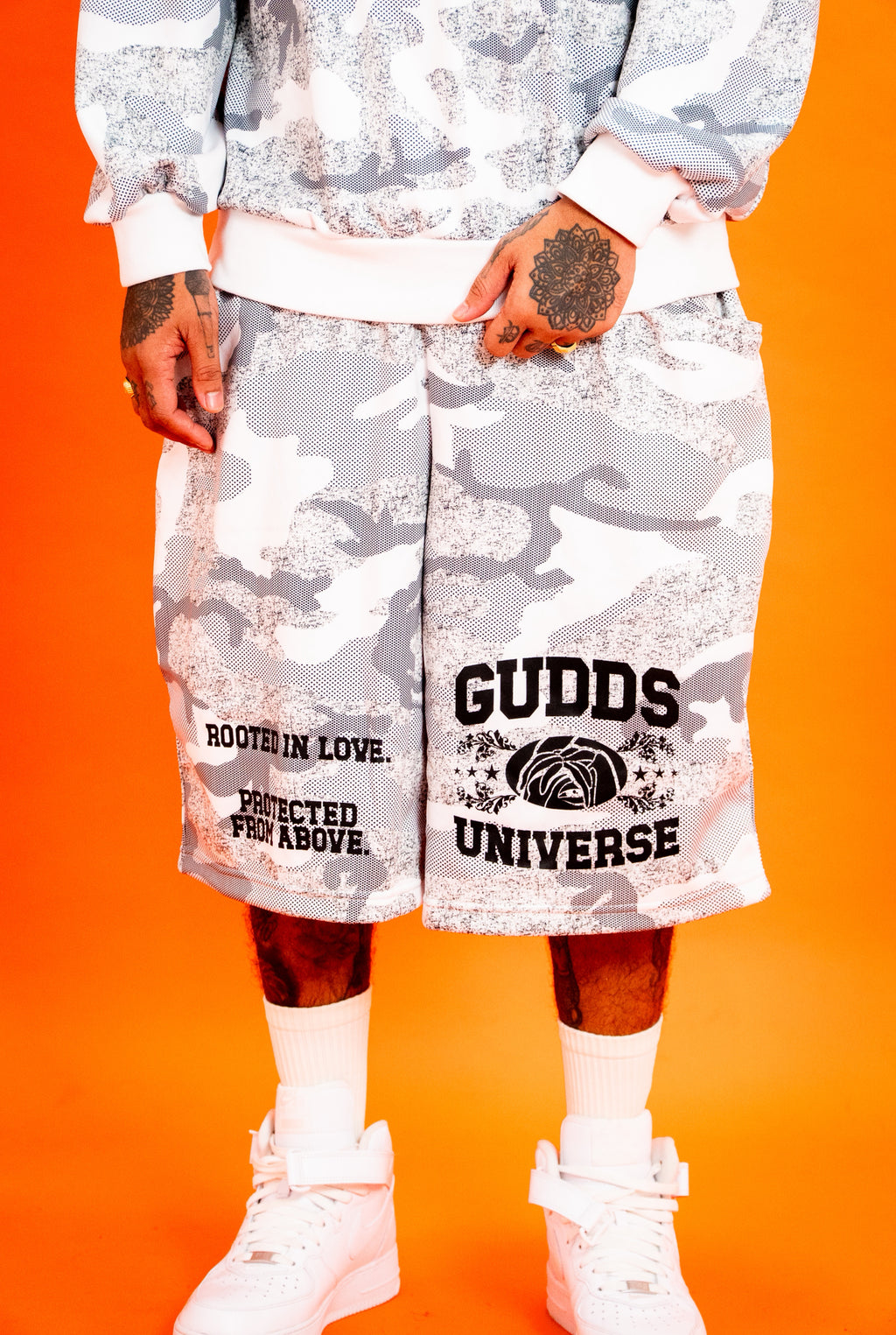 “LUX CAMO” SWEAT SHORTS