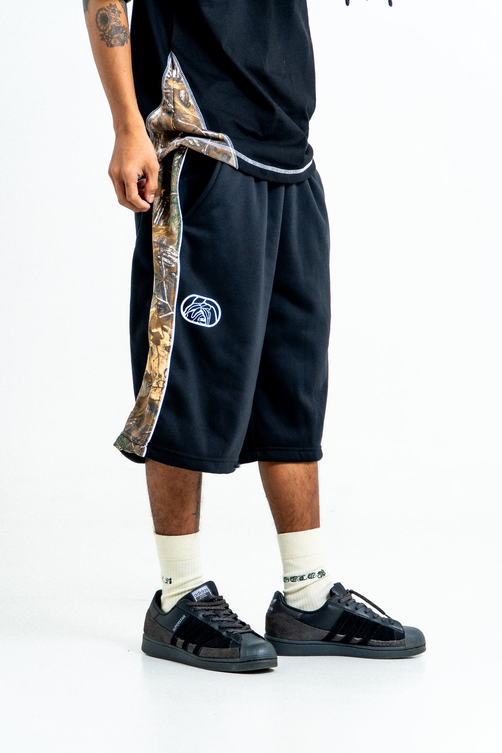 “SIDEZ CAMO CAPSULE” SWEATSHORTS