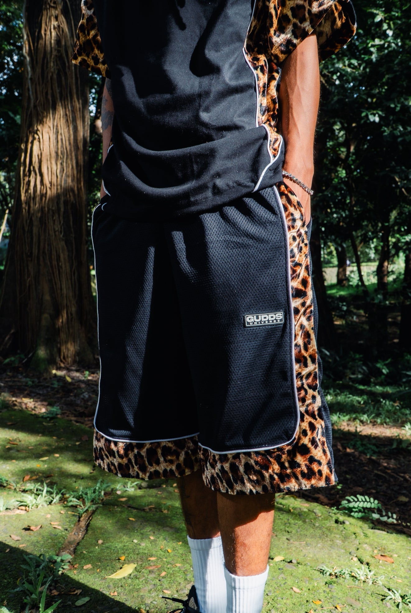 “2 TONE” LEOPARD MESH SHORTS