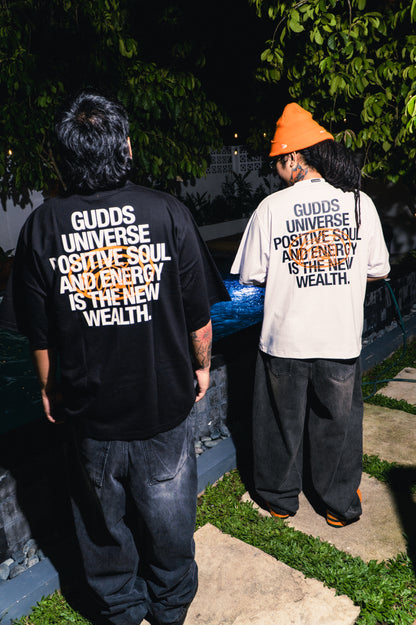 GUDDS UNIVERSE - “VERTICAL SCRIPT” GRAPHIC TEE