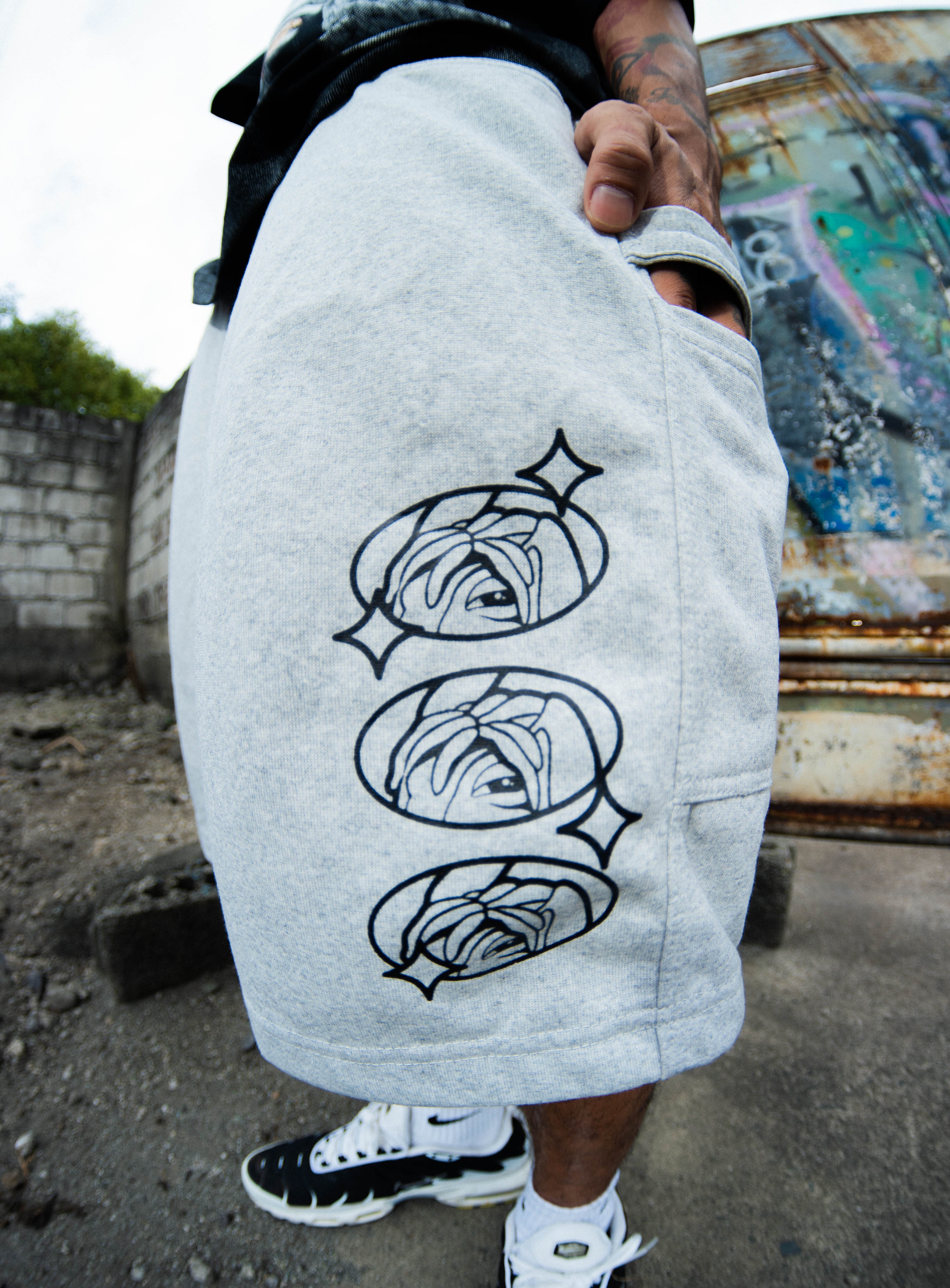 GUDDS "SPARK" SWEATSHORT