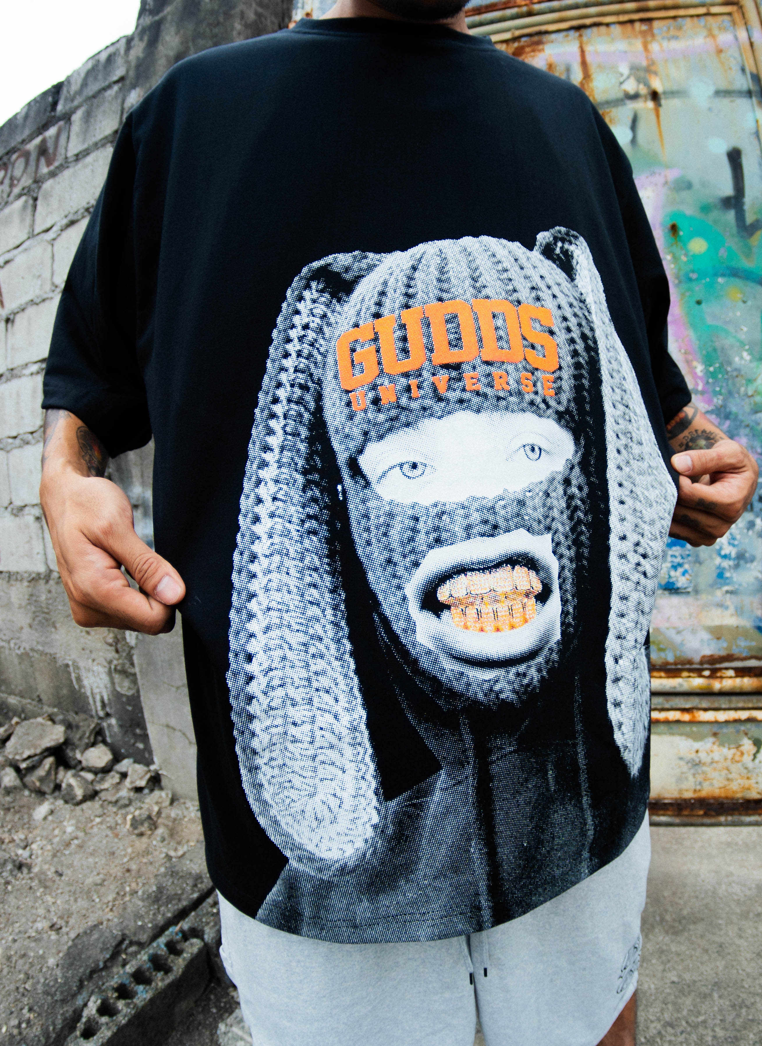 GUDDS "SKI BUNNY GRILLZ" TEE