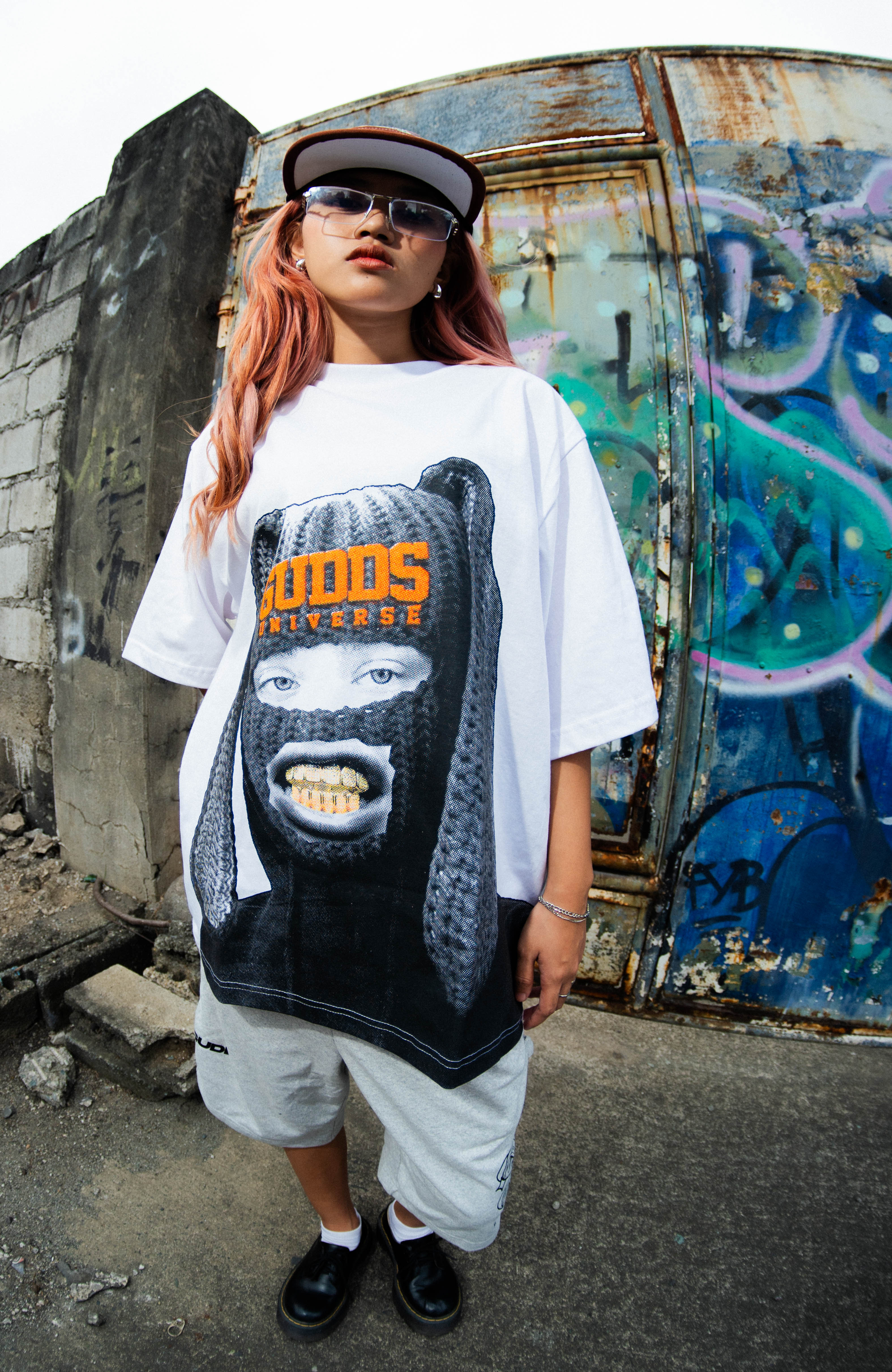 GUDDS "SKI BUNNY GRILLZ" TEE