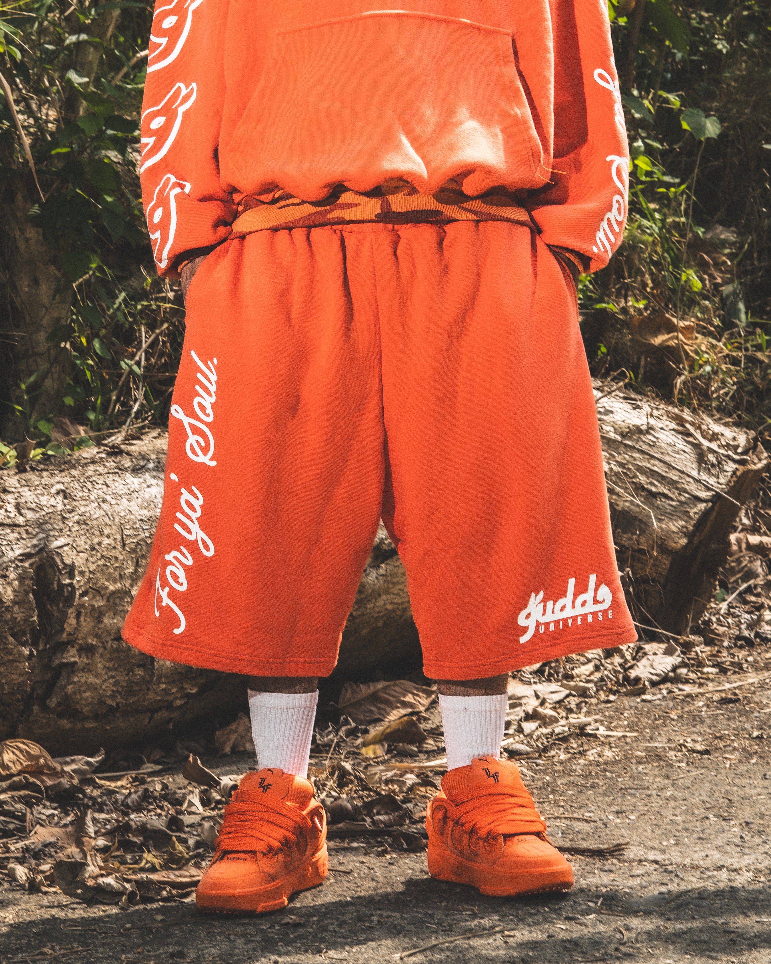 ORENJI SWEATSHORTS