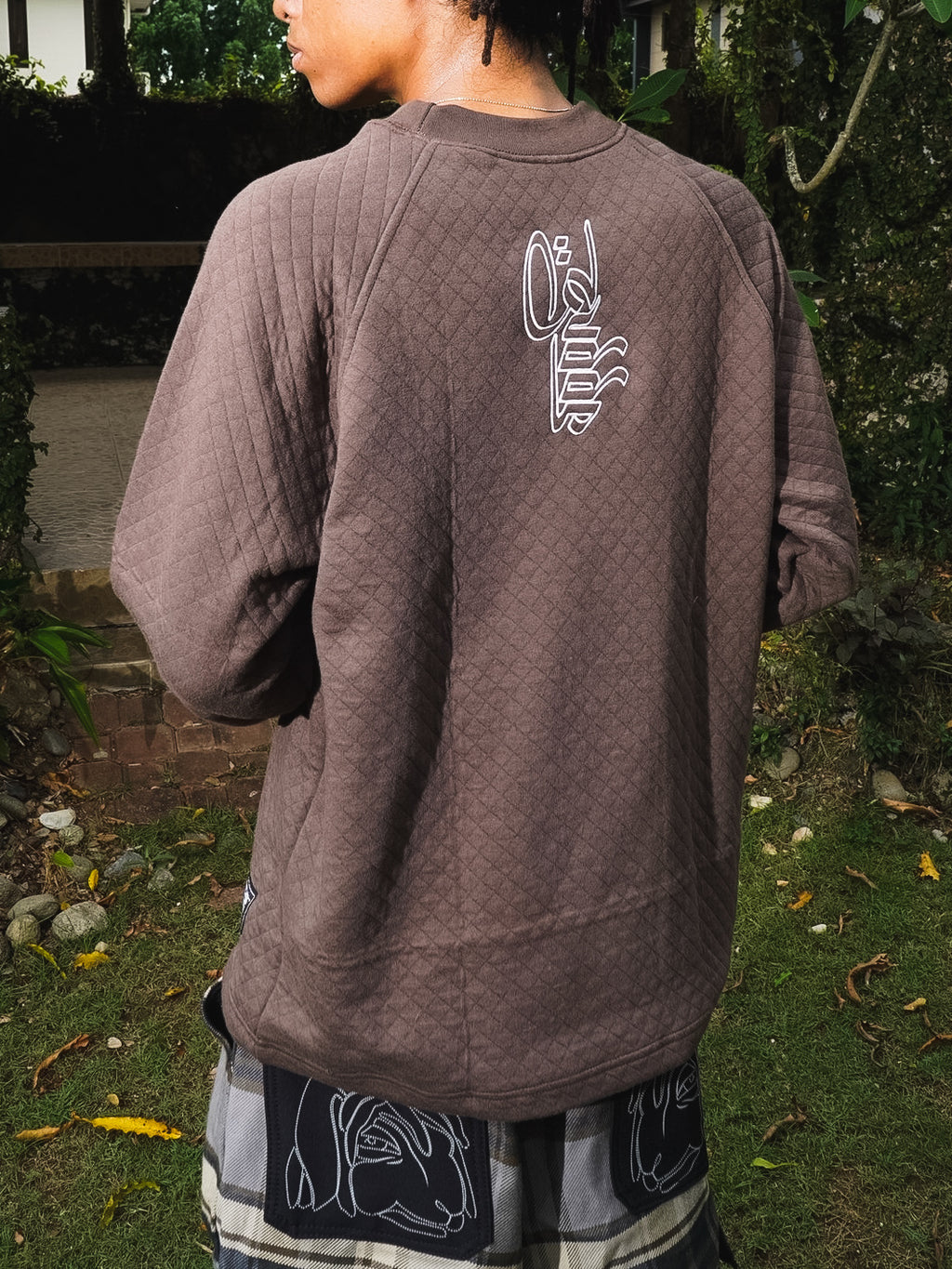 EMBROIDERED DIAMOND CUT LONGSLEEVES