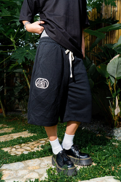 GUDDS UNIVERSE - “PEACE AND WEALTH” SWEATSHORT