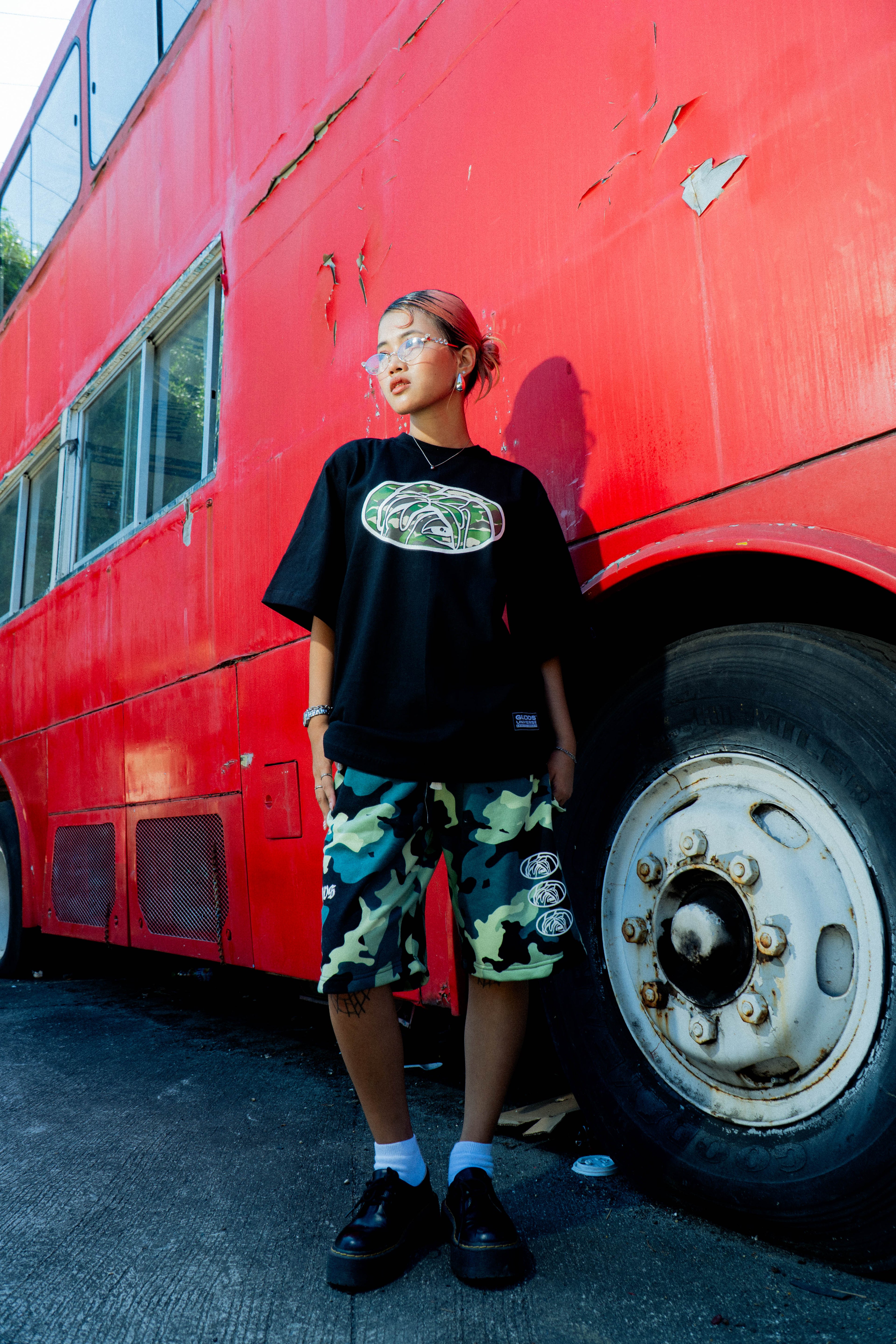 GUDDS - "OVAL CAMO" TEE (NEVER NOT MOVING)