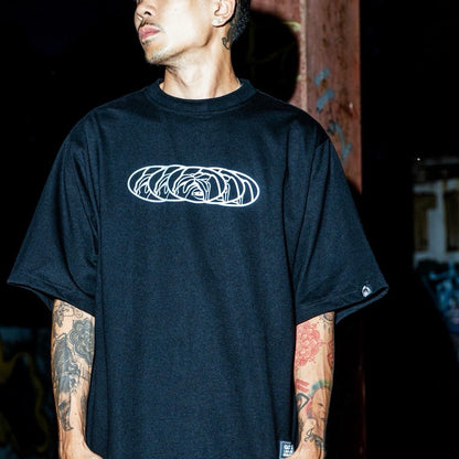 GUDDS "UNIVERSE MATTER" GRAPHIC TEE