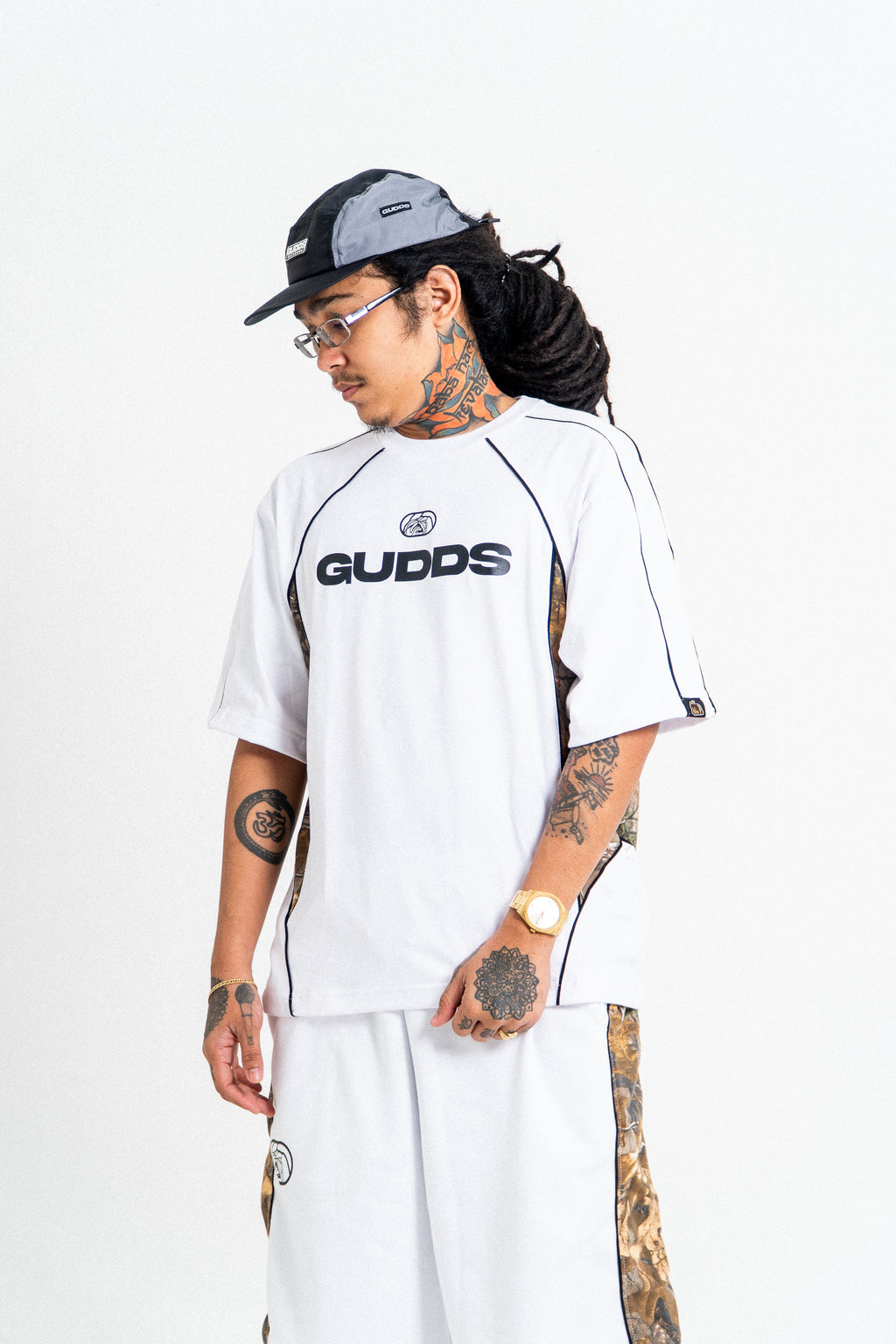 “SPLIT CAMO CAPSULE” GRAPHIC TEE