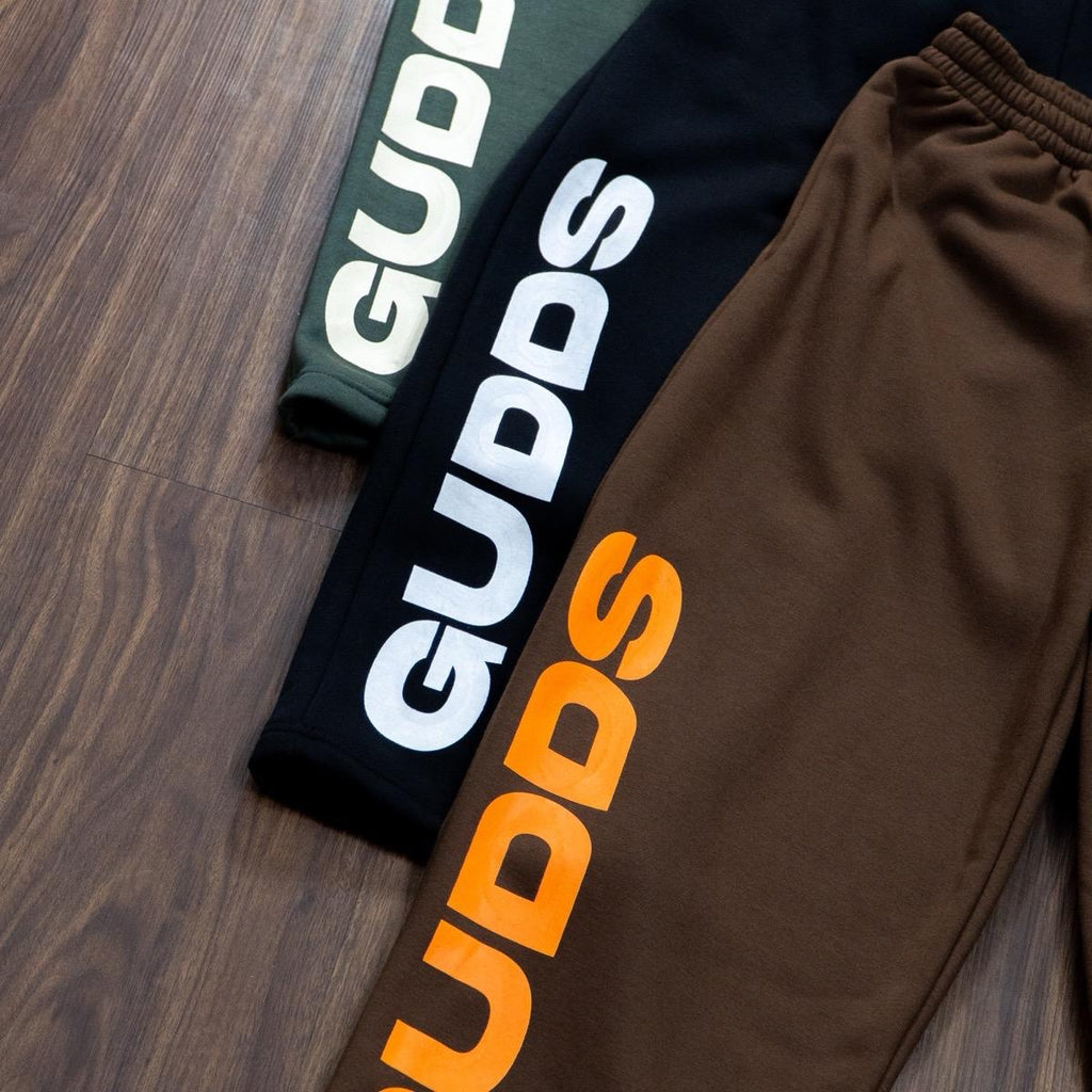 GUDDS UNIVERSE "COZY" BAGGY SWEATPANTS