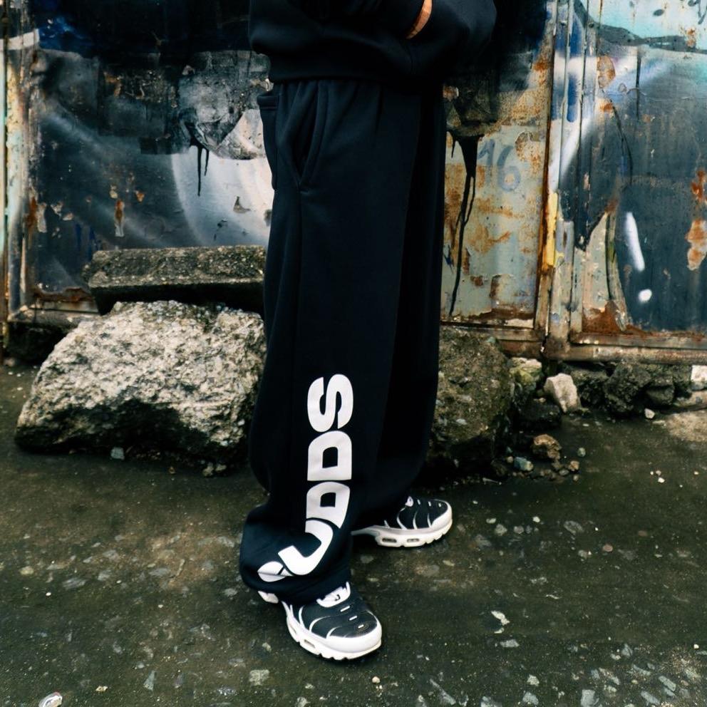 GUDDS UNIVERSE "COZY" BAGGY SWEATPANTS